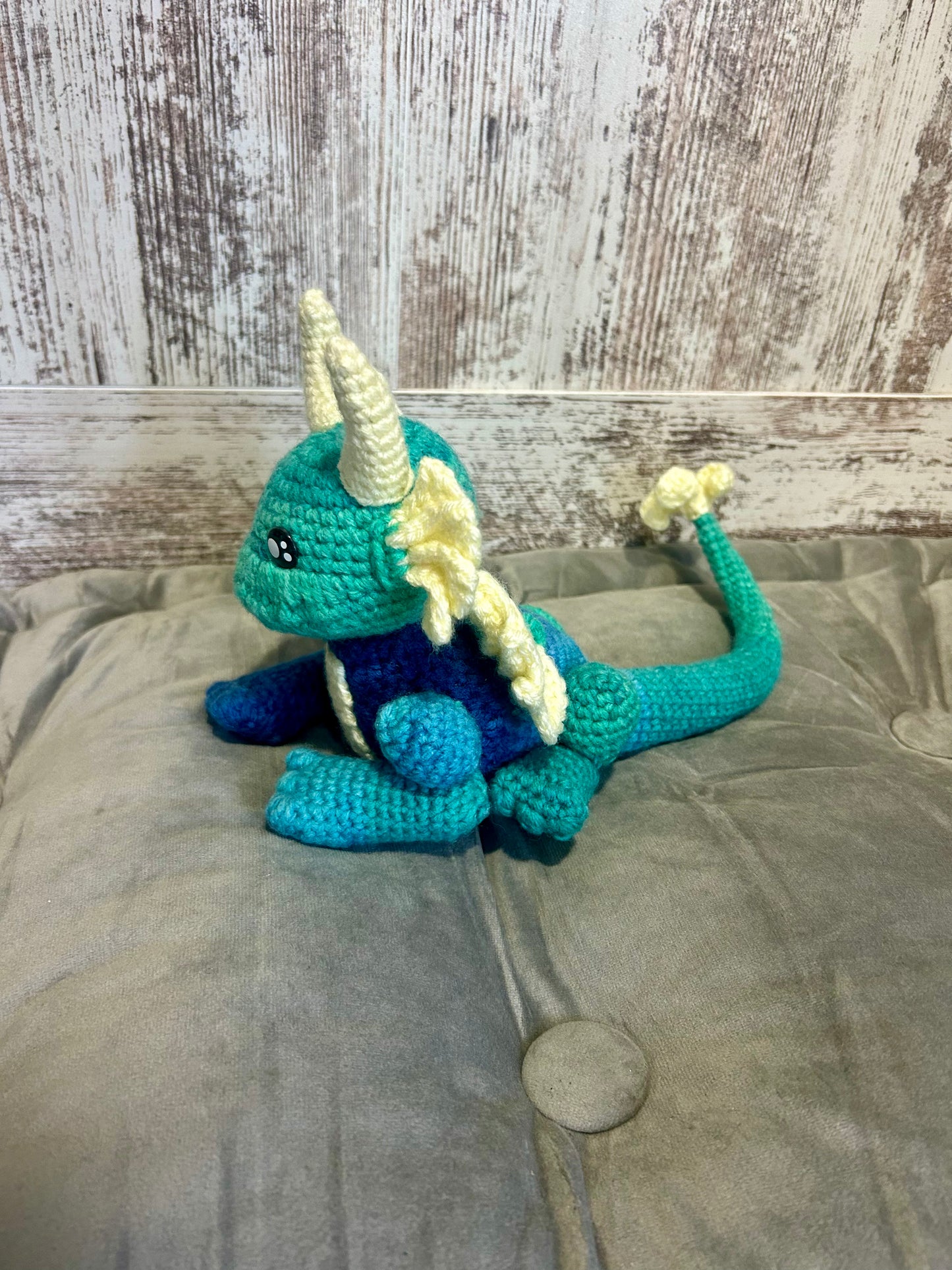 Dragon with hanging cave