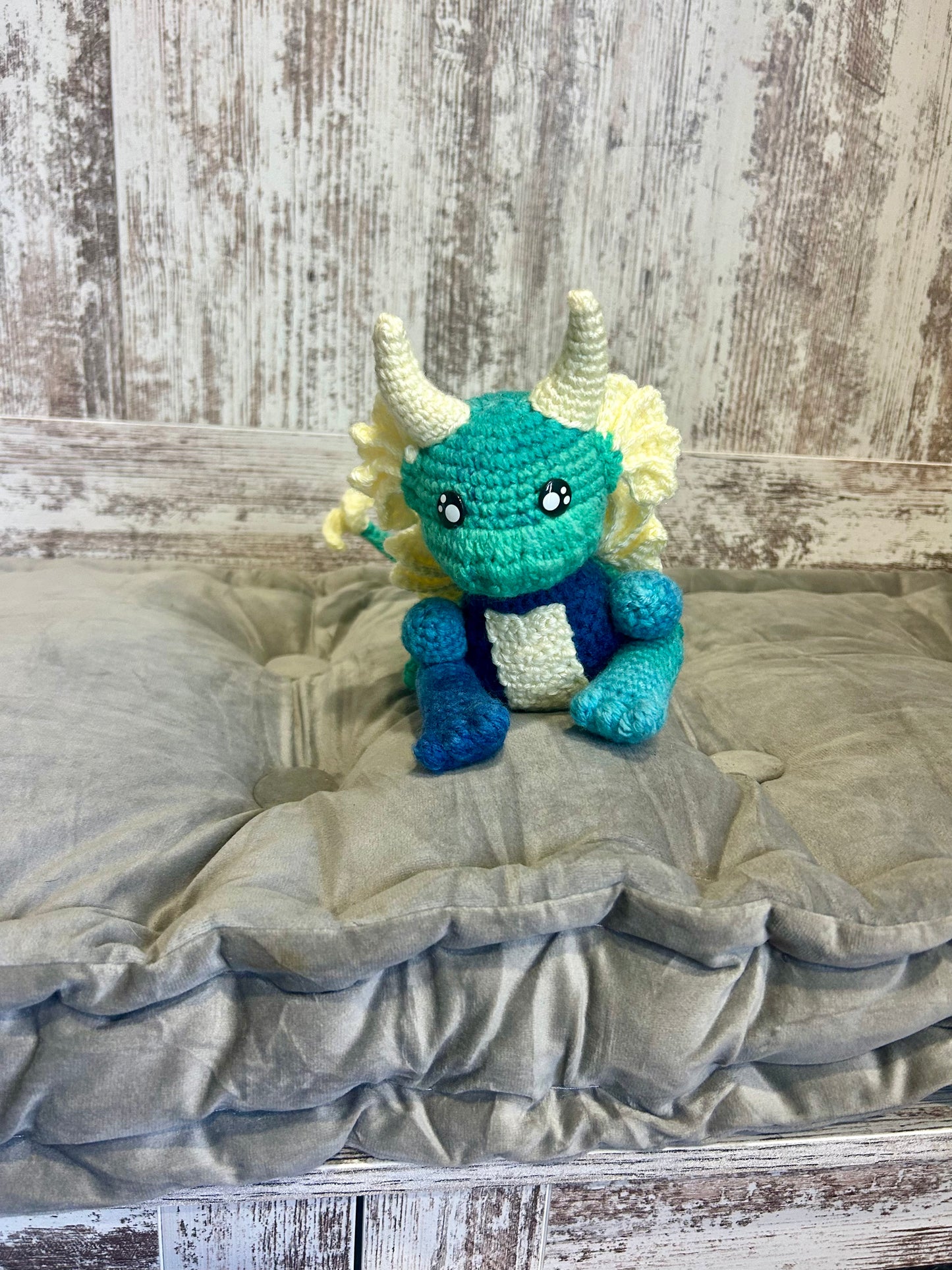 Dragon with hanging cave