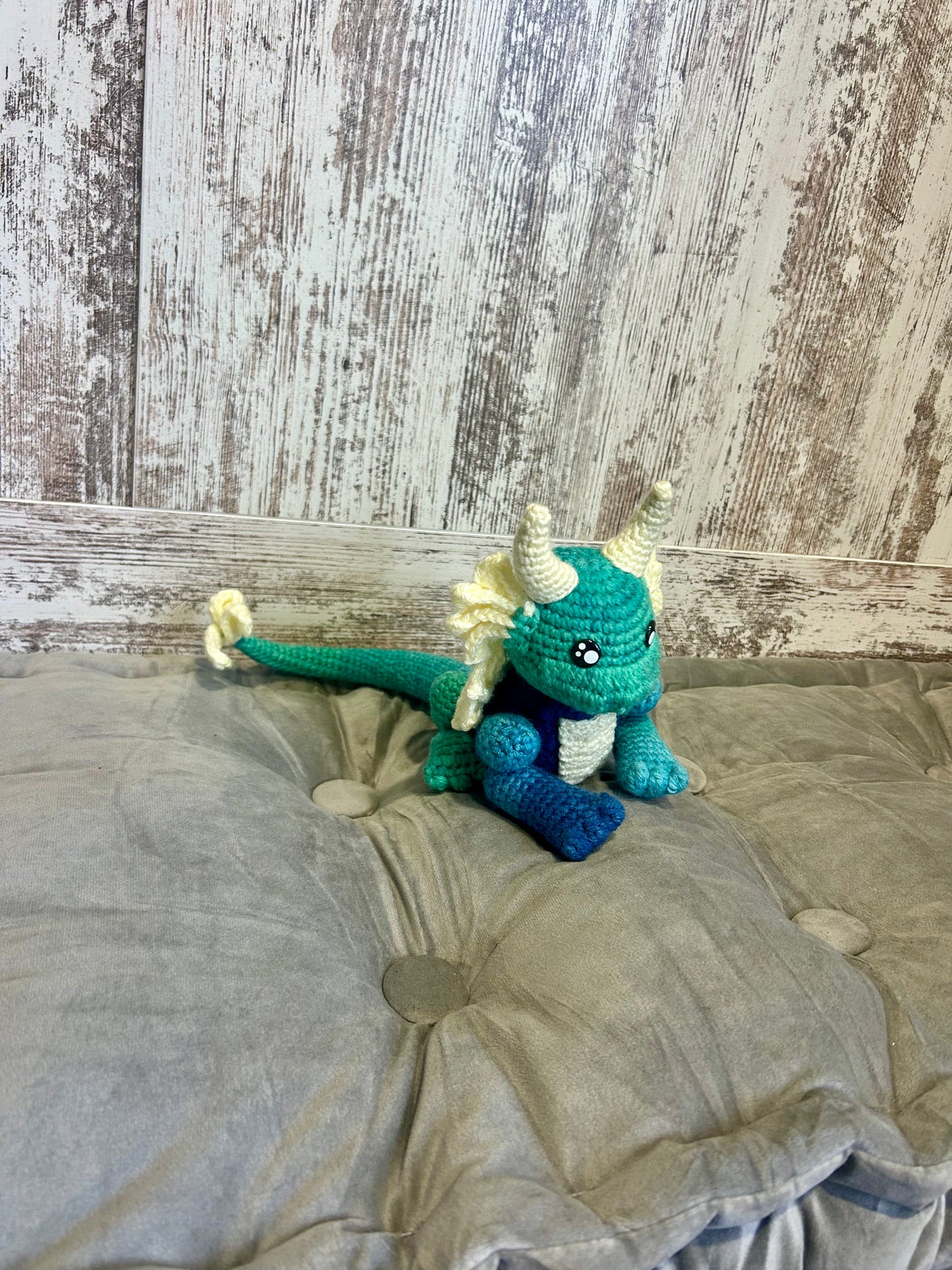 Dragon with hanging cave
